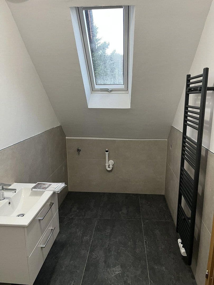 Prodej bytu 4+1 70 m², Auf der Adt 10, Saarbrücken, Země Sársko Prodej bytu 4+1 70 m², Auf der Adt 10, Saarbrücken, Země Sársko