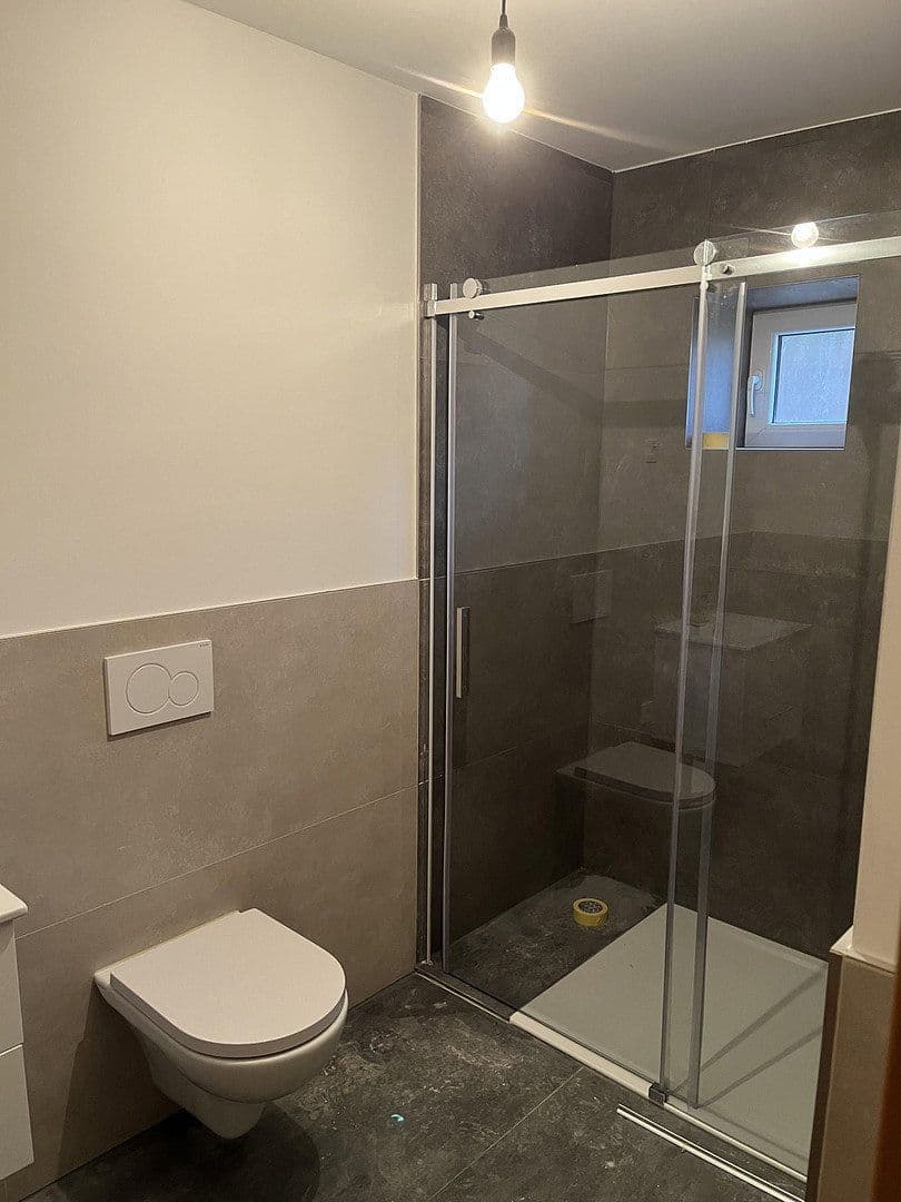 Prodej bytu 4+1 80 m², Auf der Adt 10, Saarbrücken, Země Sársko Prodej bytu 4+1 80 m², Auf der Adt 10, Saarbrücken, Země Sársko