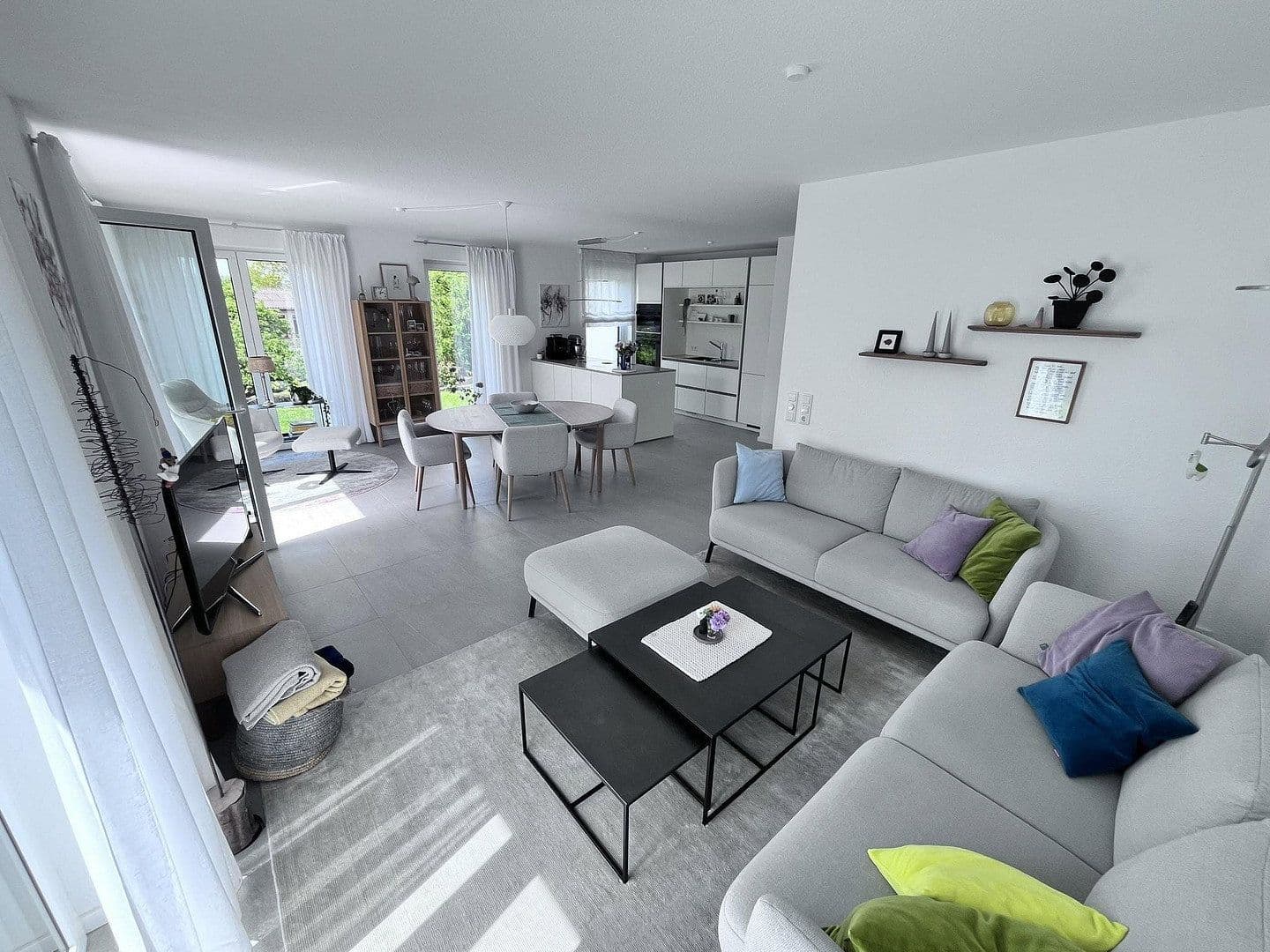 Pronájem domu 128 m², pozemek 320 m², Detmold, Severní Porýní-Vestfálsko Pronájem domu 128 m², pozemek 320 m², Detmold, Severní Porýní-Vestfálsko