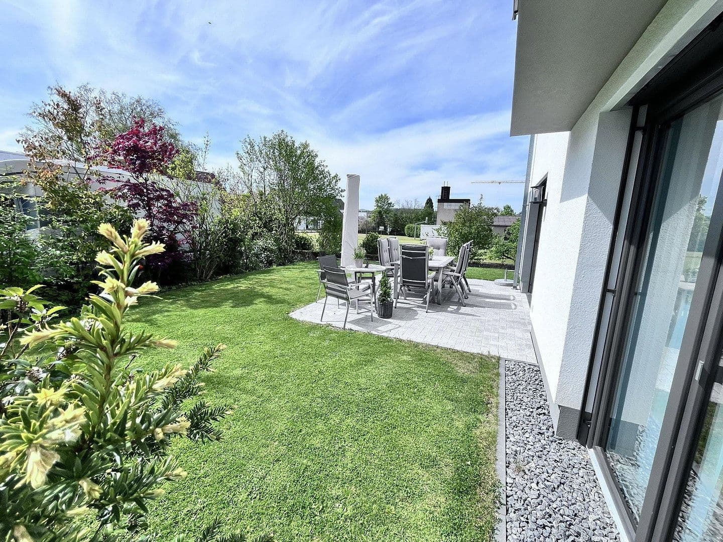 Pronájem domu 128 m², pozemek 320 m², Detmold, Severní Porýní-Vestfálsko Pronájem domu 128 m², pozemek 320 m², Detmold, Severní Porýní-Vestfálsko
