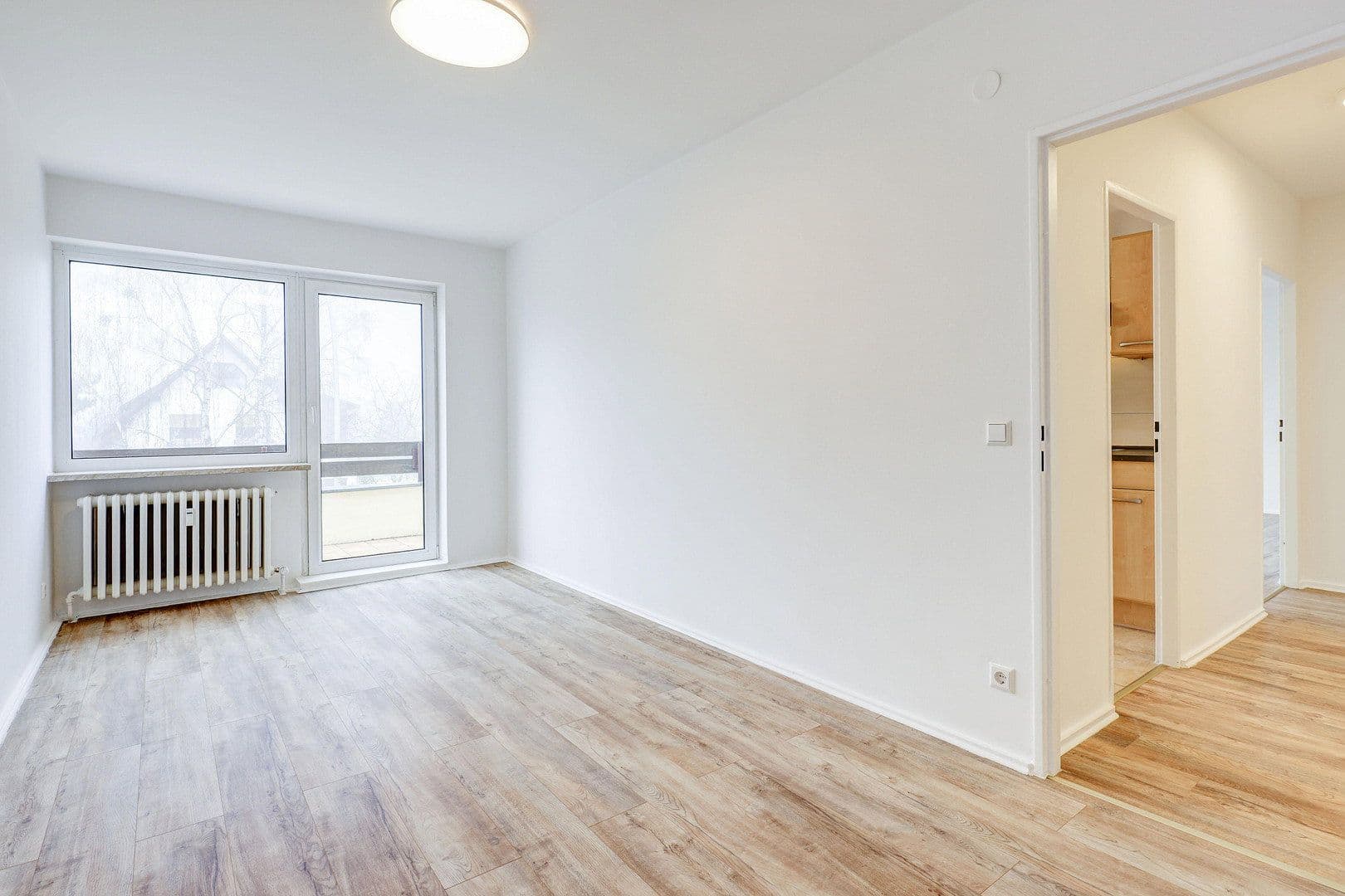Prodej bytu 3+1 80 m², Dahlemer Weg 93, Berlin, Berlín Prodej bytu 3+1 80 m², Dahlemer Weg 93, Berlin, Berlín