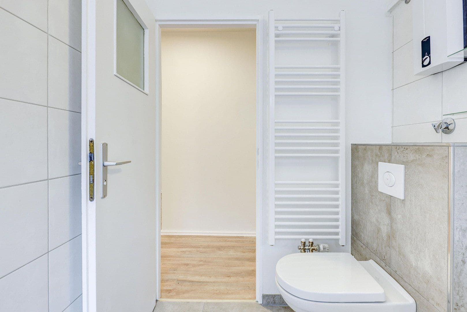 Prodej bytu 3+1 80 m², Dahlemer Weg 93, Berlin, Berlín Prodej bytu 3+1 80 m², Dahlemer Weg 93, Berlin, Berlín