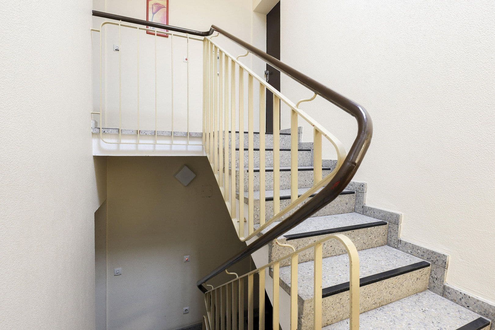 Prodej bytu 3+1 80 m², Dahlemer Weg 93, Berlin, Berlín Prodej bytu 3+1 80 m², Dahlemer Weg 93, Berlin, Berlín