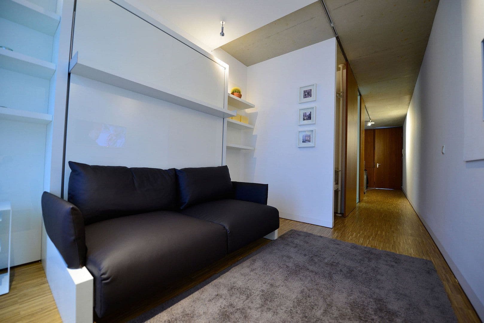 Pronájem bytu 1+kk 36 m², Köln, Severní Porýní-Vestfálsko Pronájem bytu 1+kk 36 m², Köln, Severní Porýní-Vestfálsko