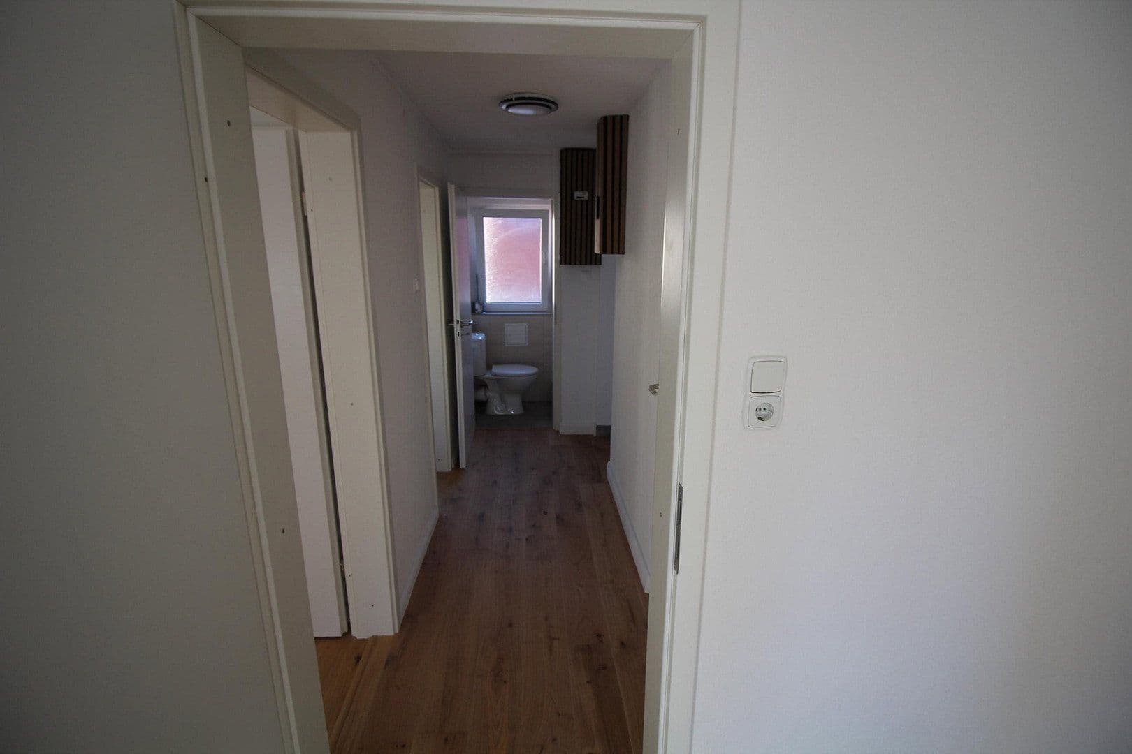 Prodej domu 163 m², pozemek 142 m², Stuttgart, Bádensko-Württembersko Prodej domu 163 m², pozemek 142 m², Stuttgart, Bádensko-Württembersko