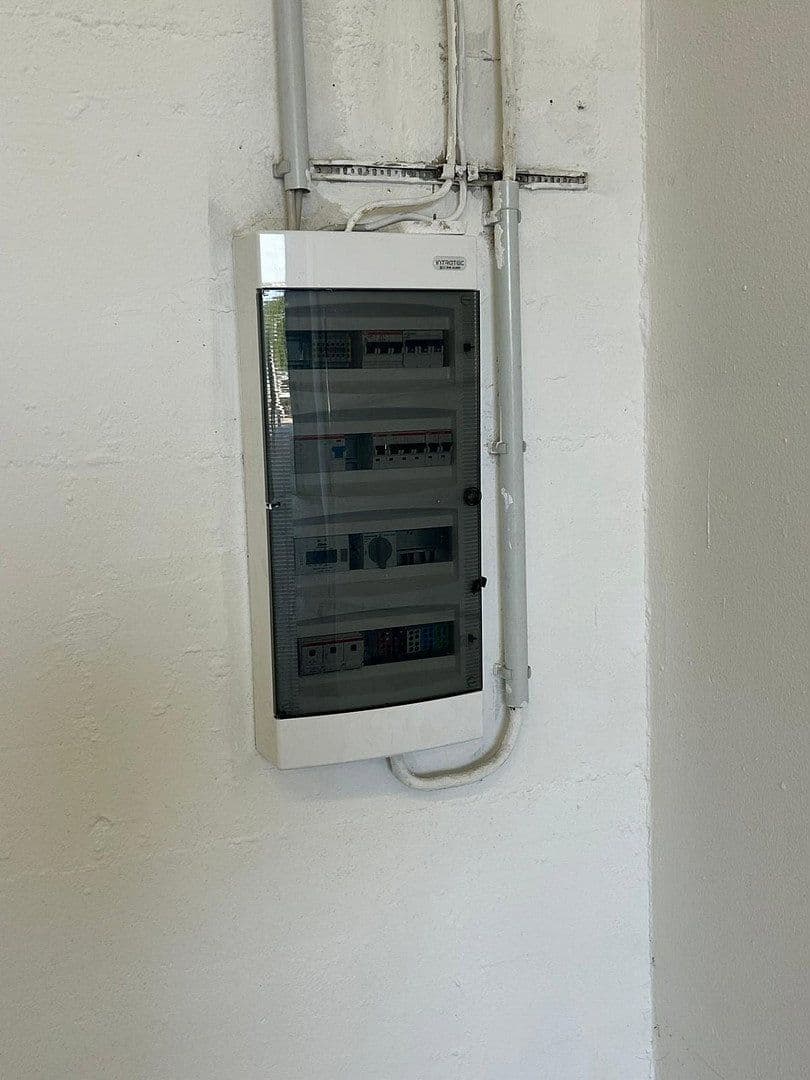 Pronájem nebytového prostoru 131 m², Iserlohn, Severní Porýní-Vestfálsko Pronájem nebytového prostoru 131 m², Iserlohn, Severní Porýní-Vestfálsko