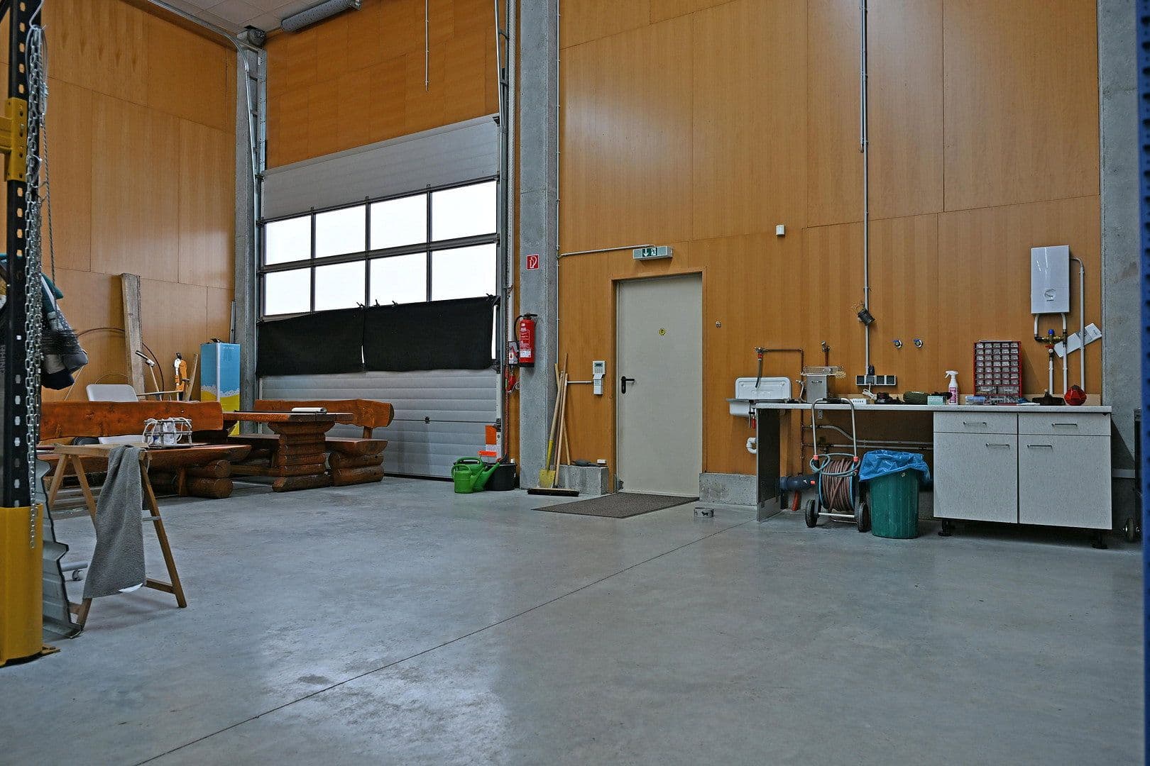 Prodej nebytového prostoru 5.000 m², Bad Säckingen, Bádensko-Württembersko Prodej nebytového prostoru 5.000 m², Bad Säckingen, Bádensko-Württembersko