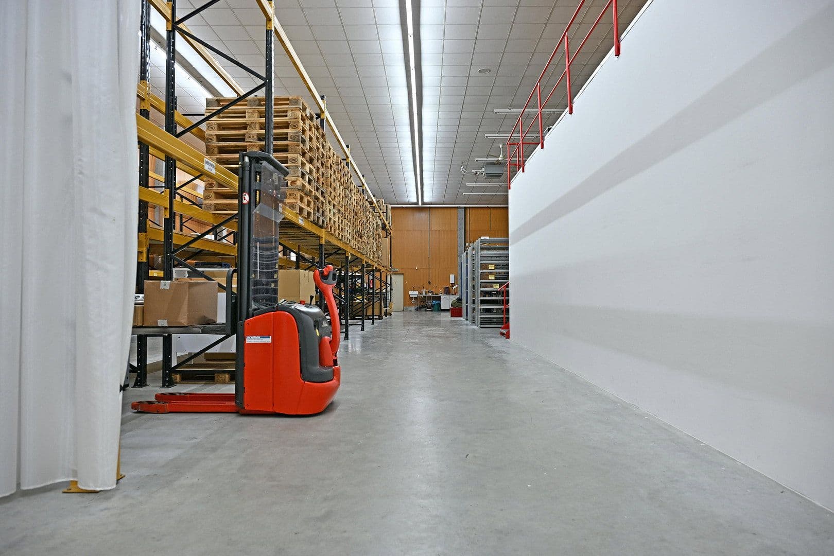 Prodej nebytového prostoru 5.000 m², Bad Säckingen, Bádensko-Württembersko Prodej nebytového prostoru 5.000 m², Bad Säckingen, Bádensko-Württembersko