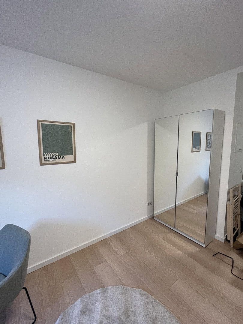 Pronájem bytu 1+1 21 m², Oeserstraße 13, Frankfurt Nied, Hessen Pronájem bytu 1+1 21 m², Oeserstraße 13, Frankfurt Nied, Hessen