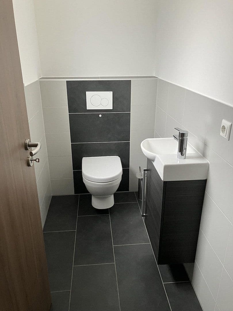 Pronájem domu 120 m², pozemek 320 m², Irchenrieth, Bavorsko Pronájem domu 120 m², pozemek 320 m², Irchenrieth, Bavorsko