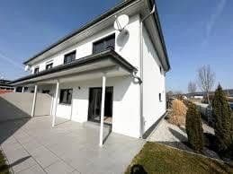 Pronájem domu 120 m², pozemek 320 m², Irchenrieth, Bavorsko Pronájem domu 120 m², pozemek 320 m², Irchenrieth, Bavorsko