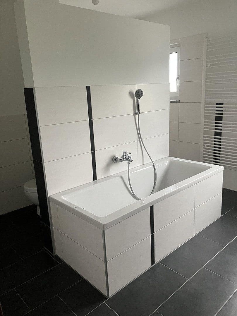 Pronájem domu 120 m², pozemek 320 m², Irchenrieth, Bavorsko Pronájem domu 120 m², pozemek 320 m², Irchenrieth, Bavorsko