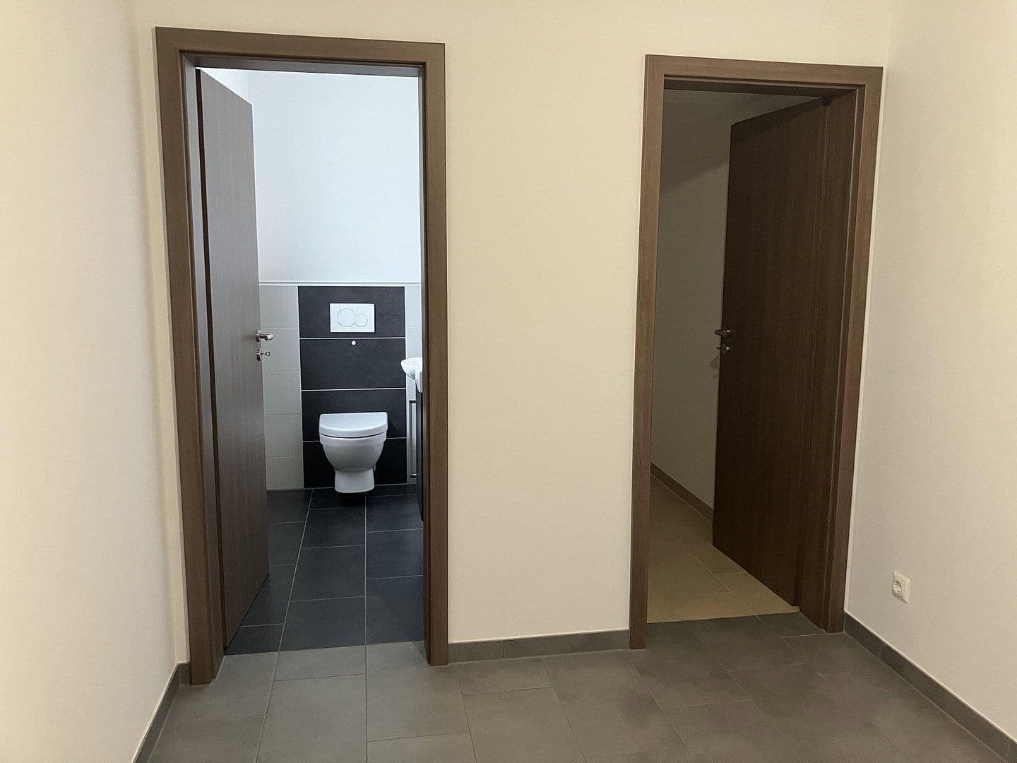 Pronájem domu 120 m², pozemek 320 m², Irchenrieth, Bavorsko Pronájem domu 120 m², pozemek 320 m², Irchenrieth, Bavorsko