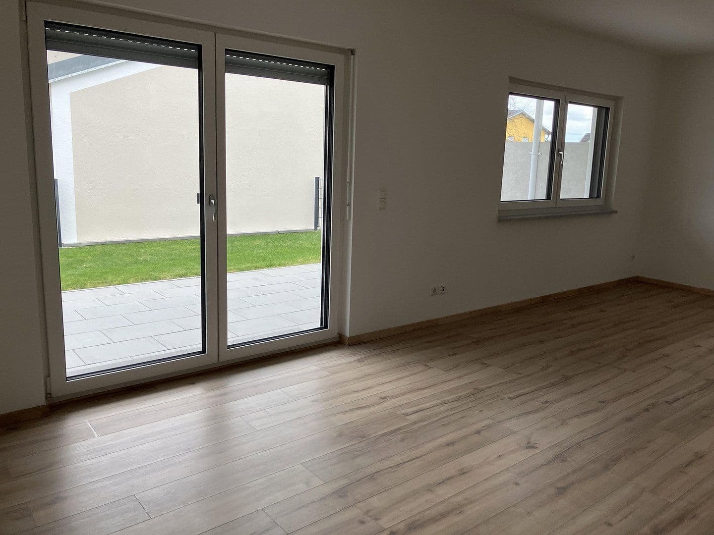 Pronájem domu 120 m², pozemek 320 m², Irchenrieth, Bavorsko Pronájem domu 120 m², pozemek 320 m², Irchenrieth, Bavorsko
