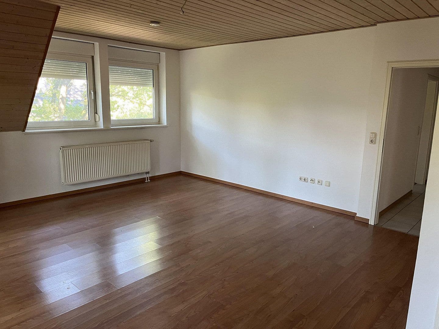 Prodej domu 269 m², pozemek 734 m², Glienicke/Nordbahn, Braniborsko Prodej domu 269 m², pozemek 734 m², Glienicke/Nordbahn, Braniborsko