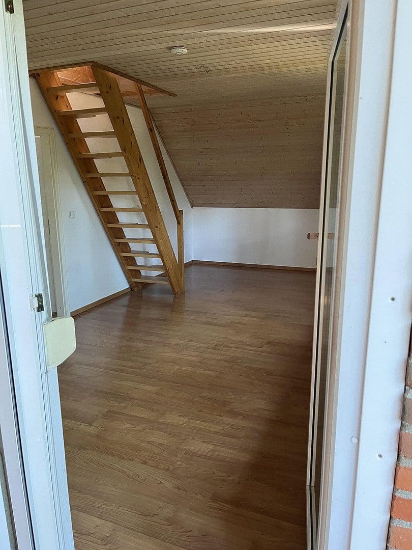 Prodej domu 269 m², pozemek 734 m², Glienicke/Nordbahn, Braniborsko Prodej domu 269 m², pozemek 734 m², Glienicke/Nordbahn, Braniborsko