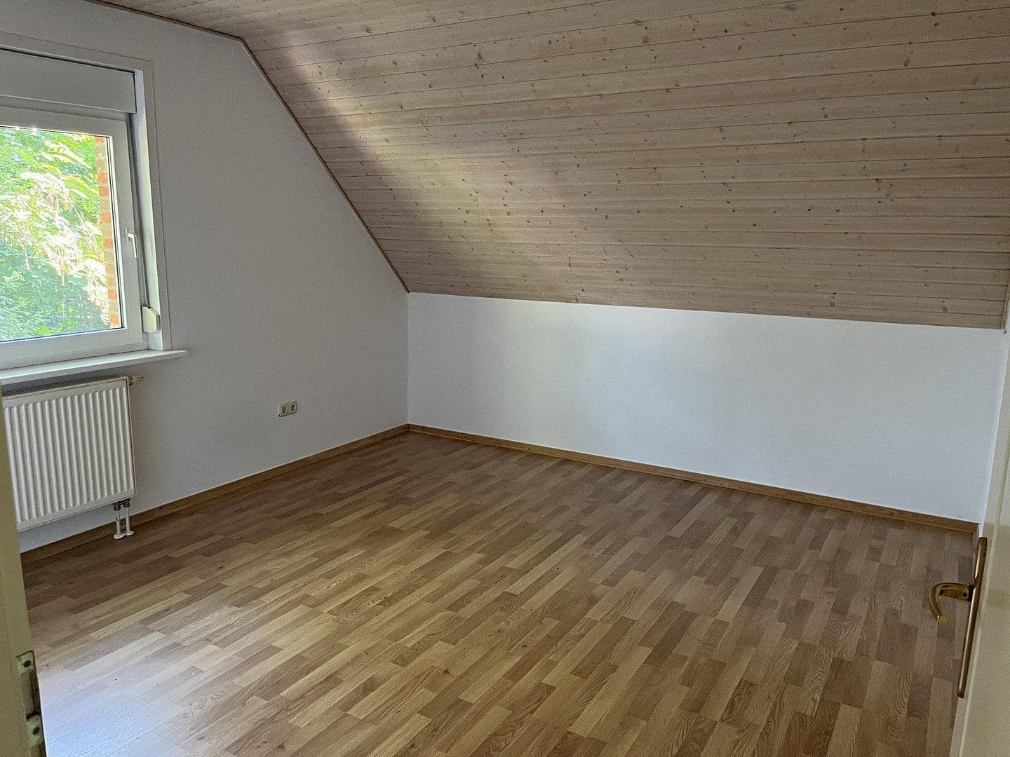 Prodej domu 269 m², pozemek 734 m², Glienicke/Nordbahn, Braniborsko Prodej domu 269 m², pozemek 734 m², Glienicke/Nordbahn, Braniborsko