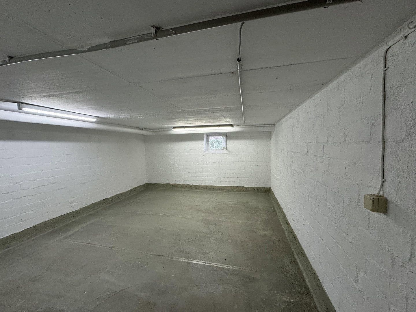 Pronájem bytu 3+1 75 m², Hannover, Dolní Sasko Pronájem bytu 3+1 75 m², Hannover, Dolní Sasko