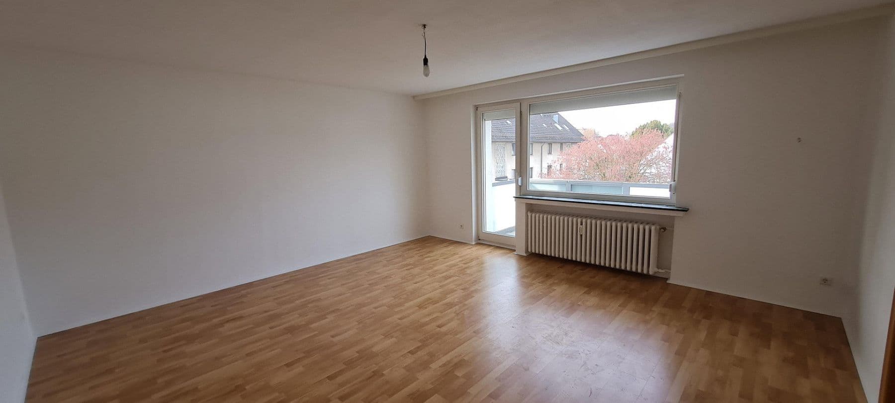 Pronájem bytu 3+1 75 m², Hannover, Dolní Sasko Pronájem bytu 3+1 75 m², Hannover, Dolní Sasko