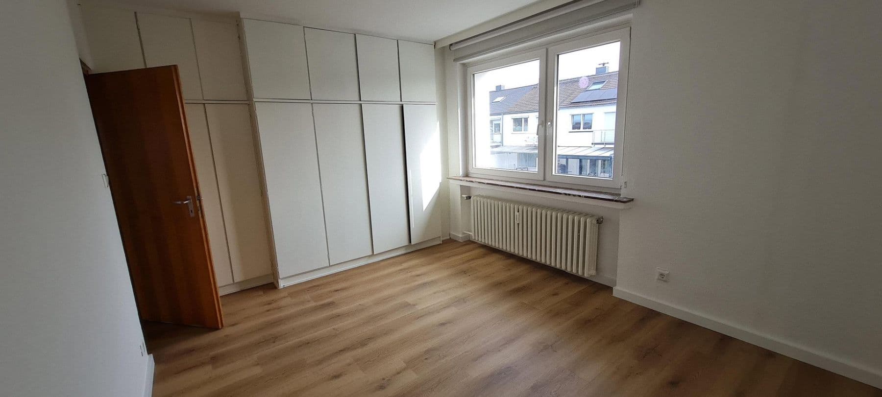 Pronájem bytu 3+1 75 m², Hannover, Dolní Sasko Pronájem bytu 3+1 75 m², Hannover, Dolní Sasko