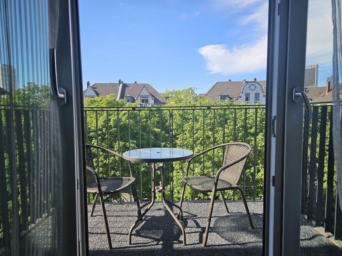 Pronájem bytu 3+1 76 m², Frankenallee 39, Frankfurt am Main, Hessen Pronájem bytu 3+1 76 m², Frankenallee 39, Frankfurt am Main, Hessen