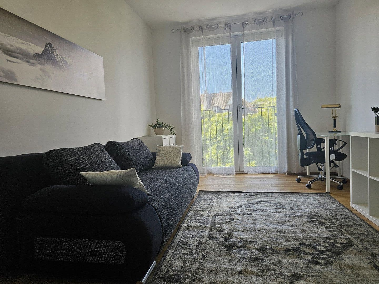 Pronájem bytu 3+1 76 m², Frankenallee 39, Frankfurt am Main, Hessen Pronájem bytu 3+1 76 m², Frankenallee 39, Frankfurt am Main, Hessen