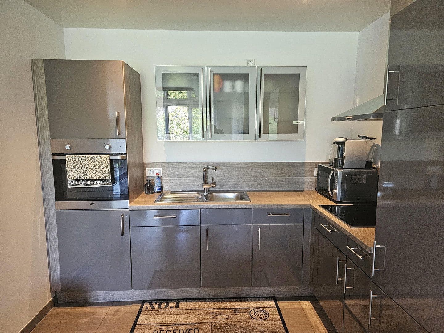 Pronájem bytu 3+1 76 m², Frankenallee 39, Frankfurt am Main, Hessen Pronájem bytu 3+1 76 m², Frankenallee 39, Frankfurt am Main, Hessen