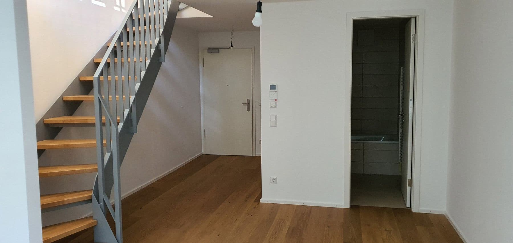 Pronájem bytu 2+1 60 m², Siegmund-Schacky-Str. 15, München, Bavorsko Pronájem bytu 2+1 60 m², Siegmund-Schacky-Str. 15, München, Bavorsko
