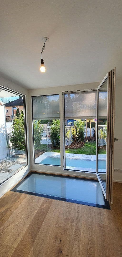 Pronájem bytu 2+1 60 m², Siegmund-Schacky-Str. 15, München, Bavorsko Pronájem bytu 2+1 60 m², Siegmund-Schacky-Str. 15, München, Bavorsko