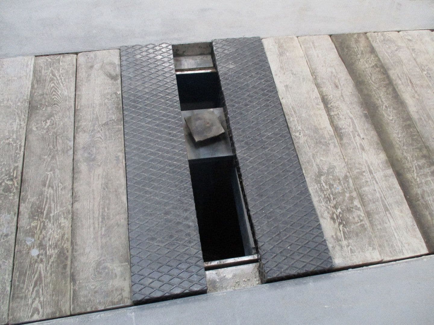 Pronájem nebytového prostoru 1.400 m², Berlin, Berlín Pronájem nebytového prostoru 1.400 m², Berlin, Berlín