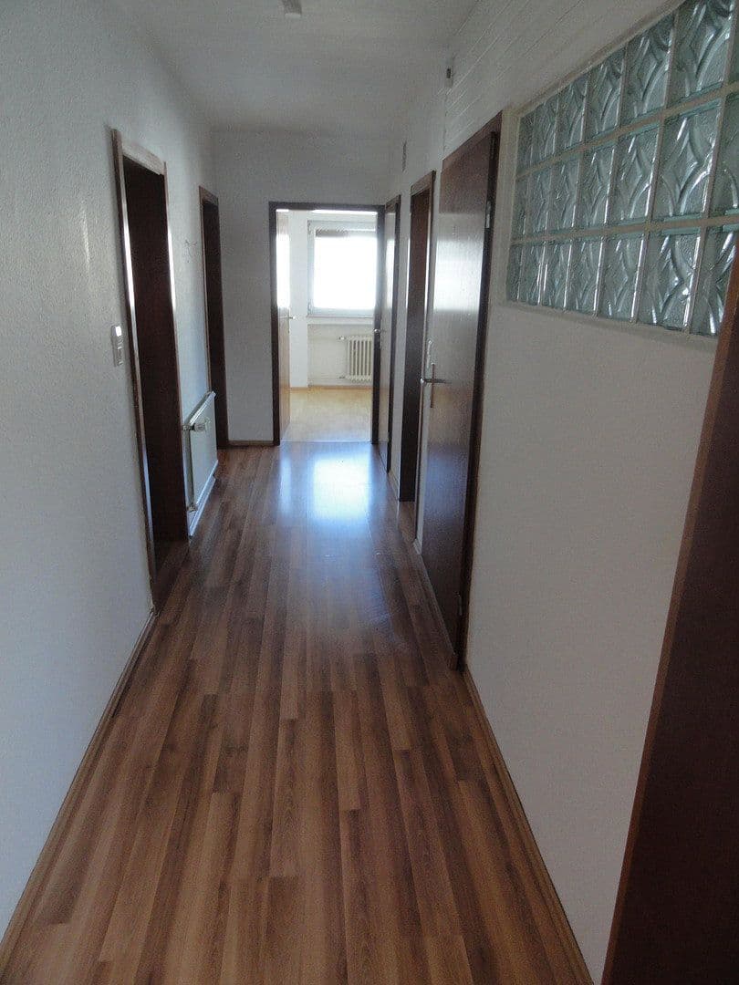 Pronájem bytu 3+1 83 m², Swisttal, Severní Porýní-Vestfálsko Pronájem bytu 3+1 83 m², Swisttal, Severní Porýní-Vestfálsko