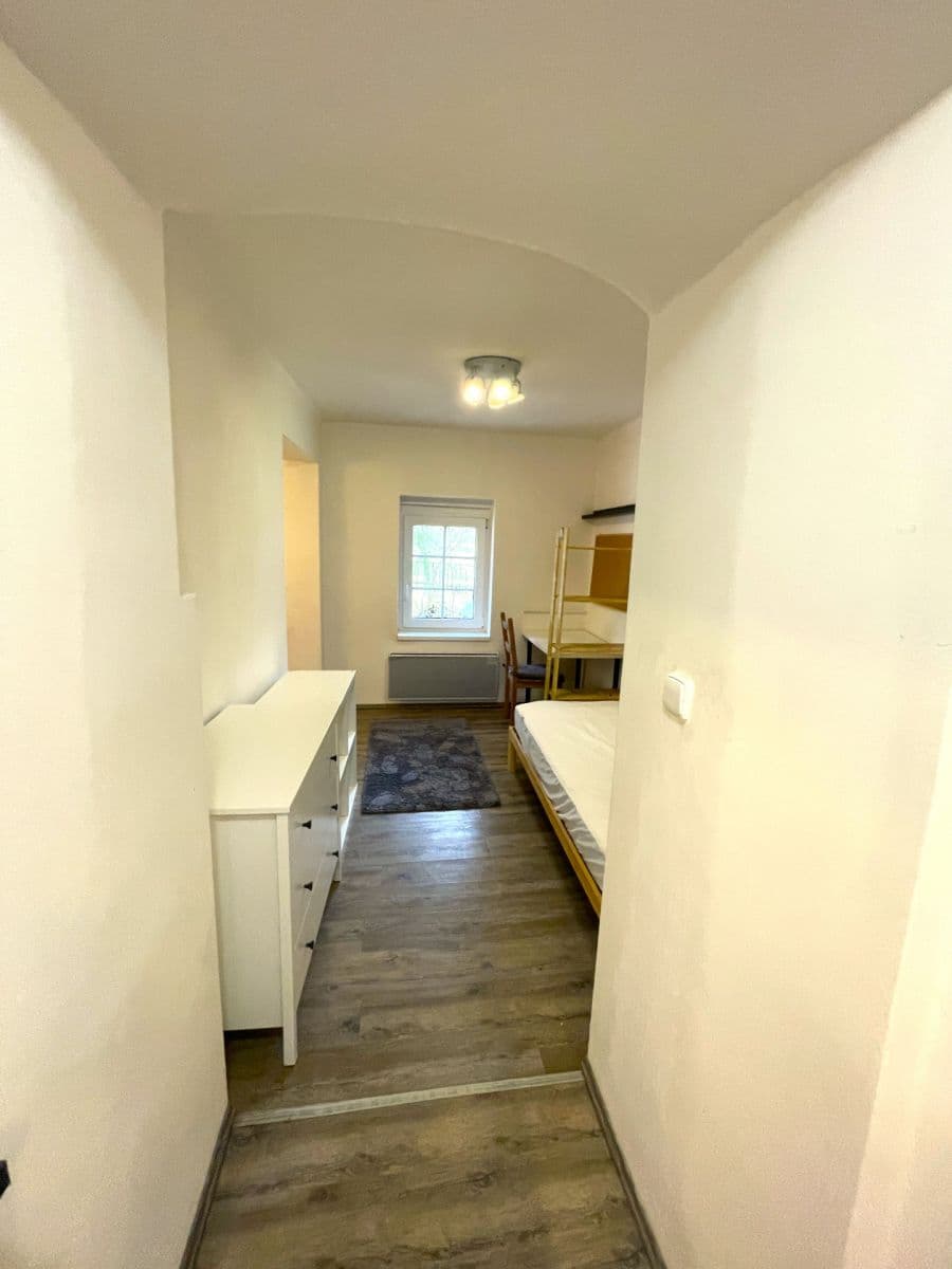 Pronájem bytu 1+kk 18 m², Na Cikánce, Praha, Praha Pronájem bytu 1+kk 18 m², Na Cikánce, Praha, Praha