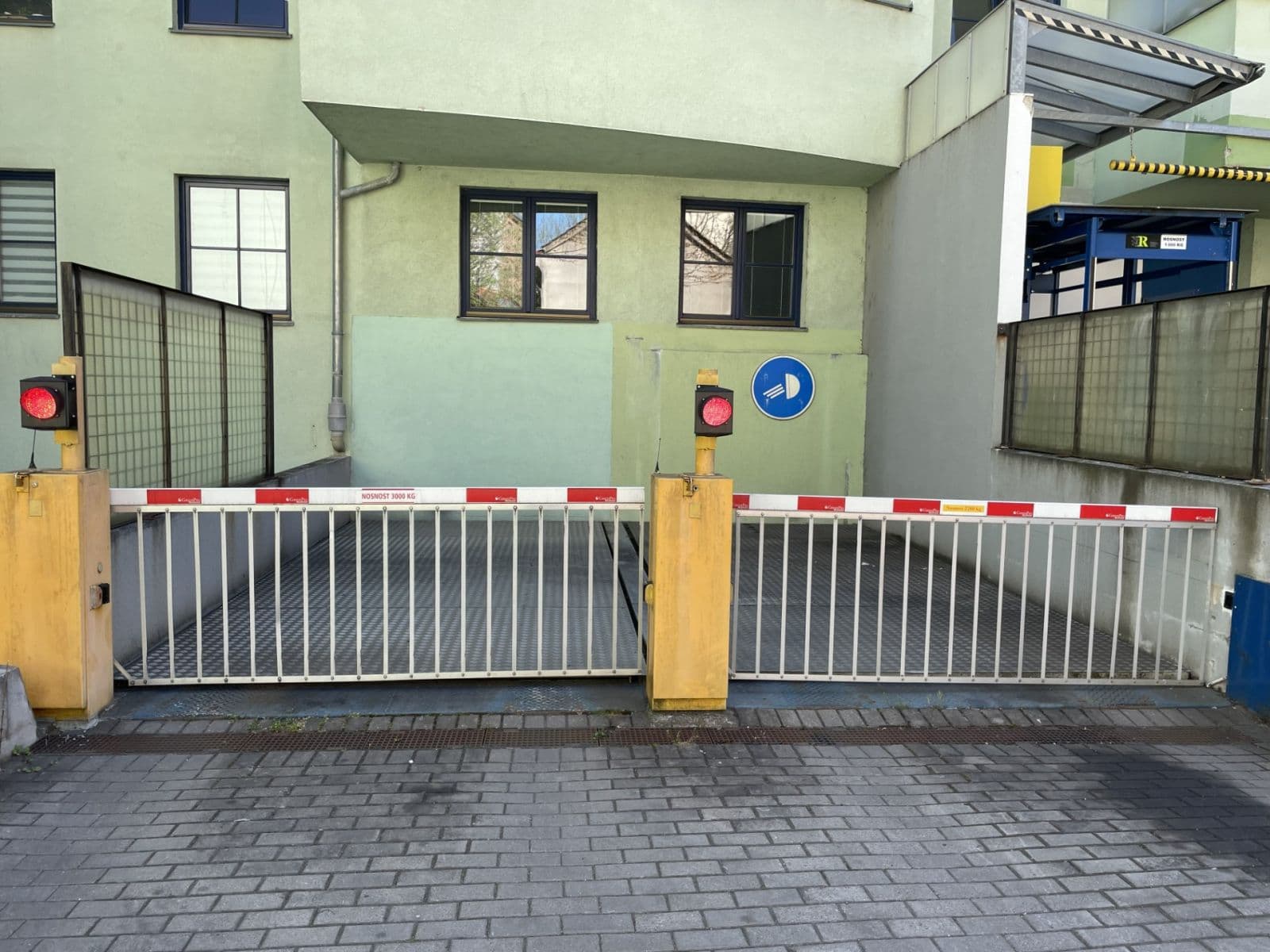 Prodej bytu 2+kk 52 m², 8. listopadu, Praha, Praha Prodej bytu 2+kk 52 m², 8. listopadu, Praha, Praha