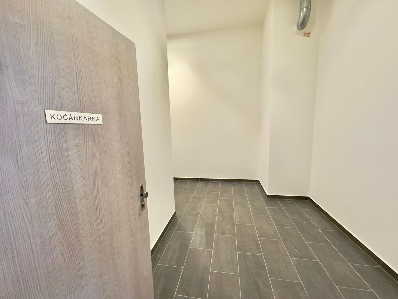 Pronájem bytu 1+kk 39 m², Poděbradská, Praha, Praha Pronájem bytu 1+kk 39 m², Poděbradská, Praha, Praha