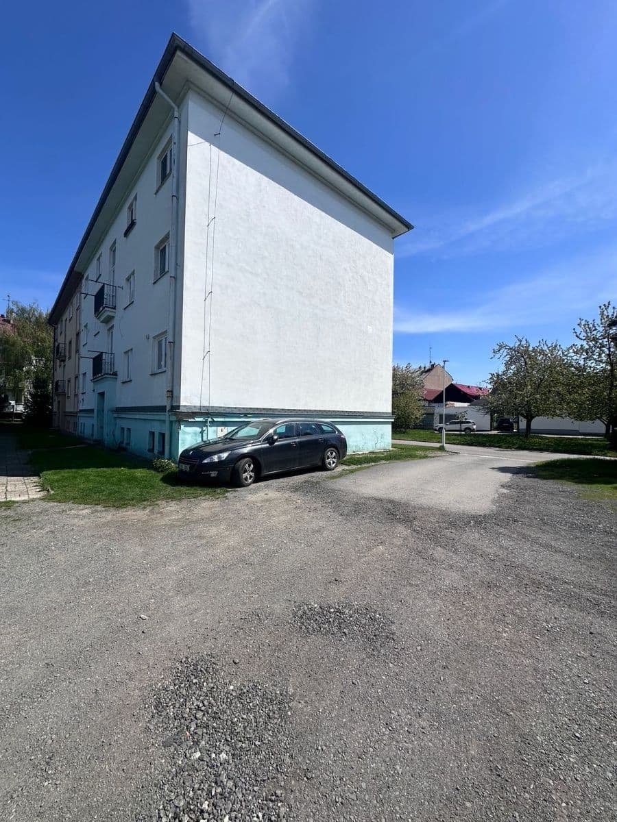 Prodej bytu 2+1 63 m², Třešňové sady, Holešov, Zlínský kraj Prodej bytu 2+1 63 m², Třešňové sady, Holešov, Zlínský kraj