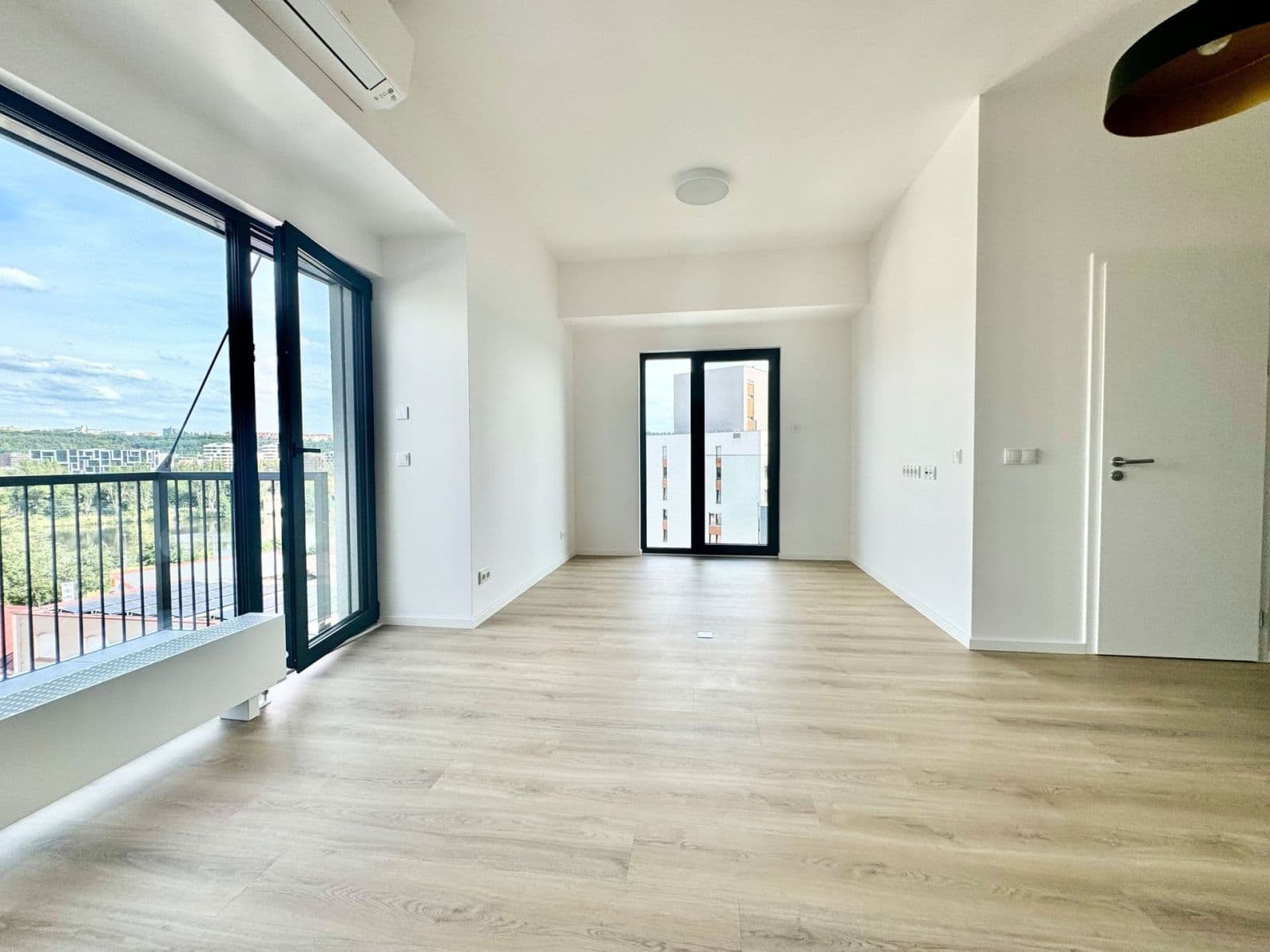Pronájem bytu 1+kk 37 m², V háji, Praha, Praha Pronájem bytu 1+kk 37 m², V háji, Praha, Praha
