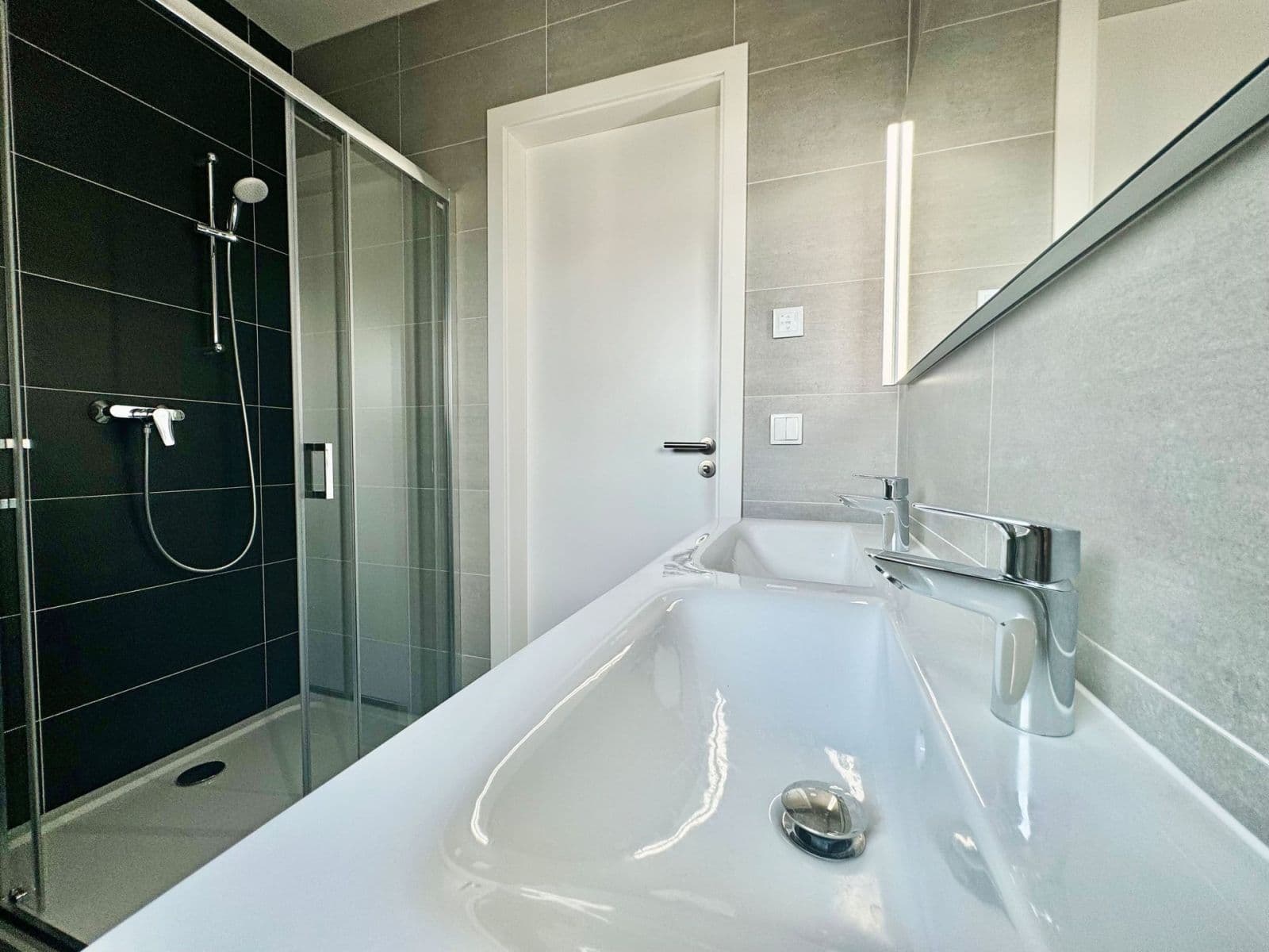 Pronájem bytu 1+kk 37 m², V háji, Praha, Praha Pronájem bytu 1+kk 37 m², V háji, Praha, Praha