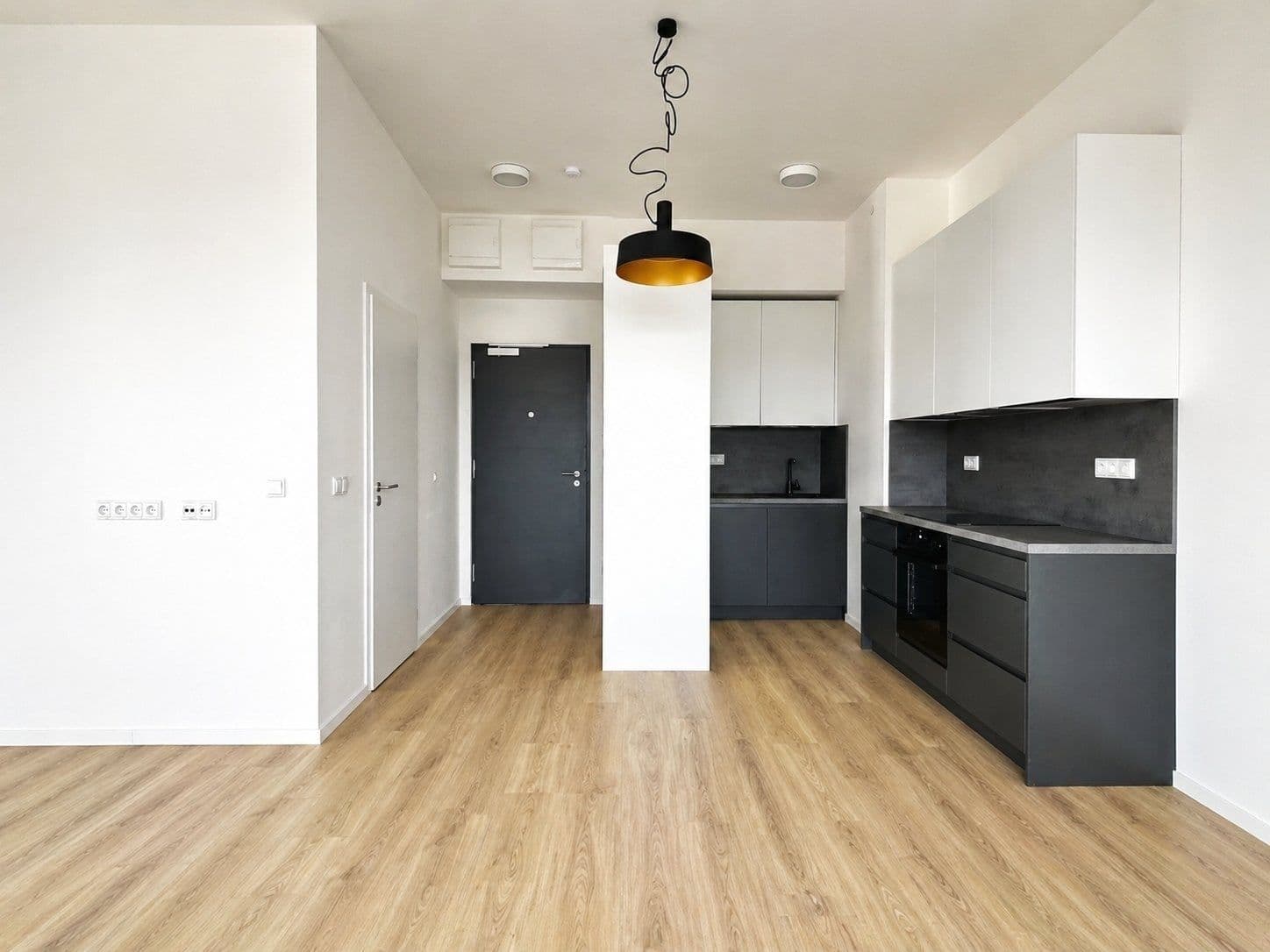 Pronájem bytu 1+kk 37 m², V háji, Praha, Praha Pronájem bytu 1+kk 37 m², V háji, Praha, Praha