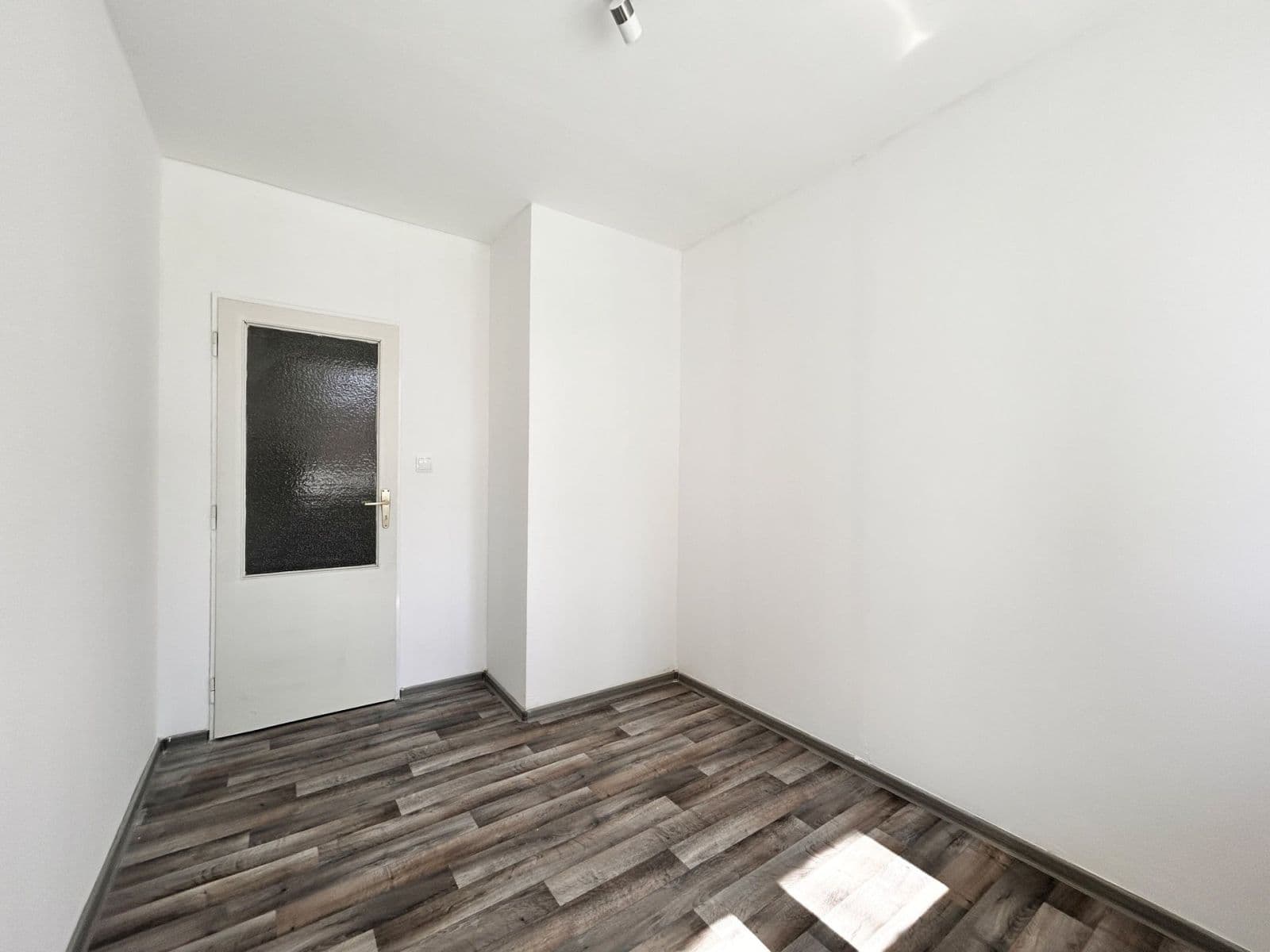 Pronájem bytu 2+kk 41 m², Průchova, Kladno, Středočeský kraj Pronájem bytu 2+kk 41 m², Průchova, Kladno, Středočeský kraj