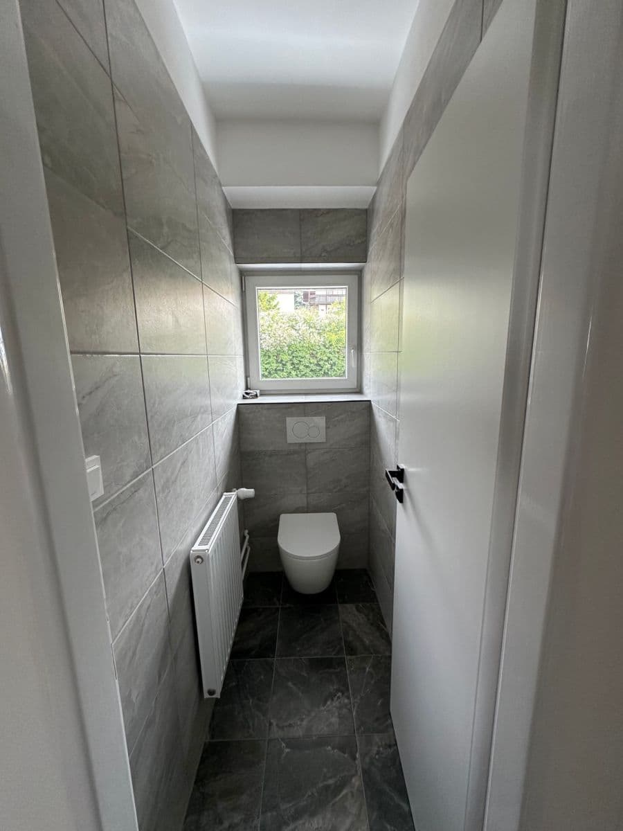 Pronájem bytu 2+1 70 m², Solná cesta, Uherské Hradiště, Zlínský kraj Pronájem bytu 2+1 70 m², Solná cesta, Uherské Hradiště, Zlínský kraj