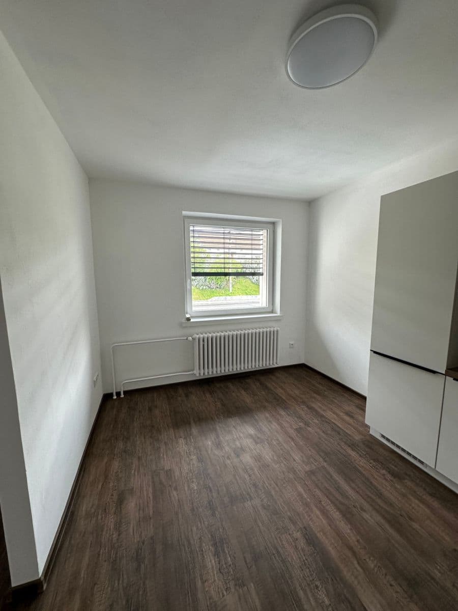 Pronájem bytu 2+1 70 m², Solná cesta, Uherské Hradiště, Zlínský kraj Pronájem bytu 2+1 70 m², Solná cesta, Uherské Hradiště, Zlínský kraj