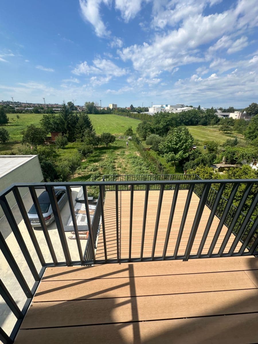Pronájem bytu 2+1 70 m², Solná cesta, Uherské Hradiště, Zlínský kraj Pronájem bytu 2+1 70 m², Solná cesta, Uherské Hradiště, Zlínský kraj