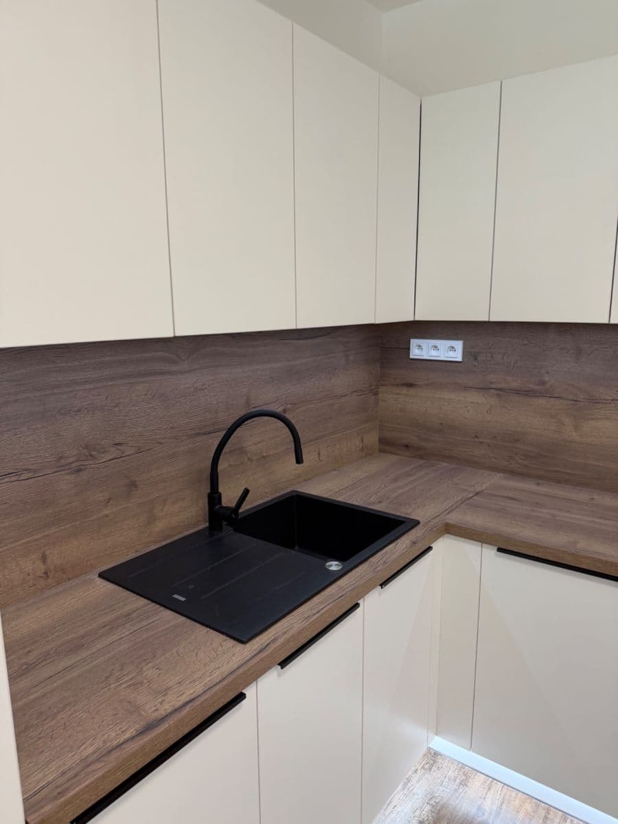 Pronájem bytu 2+1 70 m², Solná cesta, Uherské Hradiště, Zlínský kraj Pronájem bytu 2+1 70 m², Solná cesta, Uherské Hradiště, Zlínský kraj