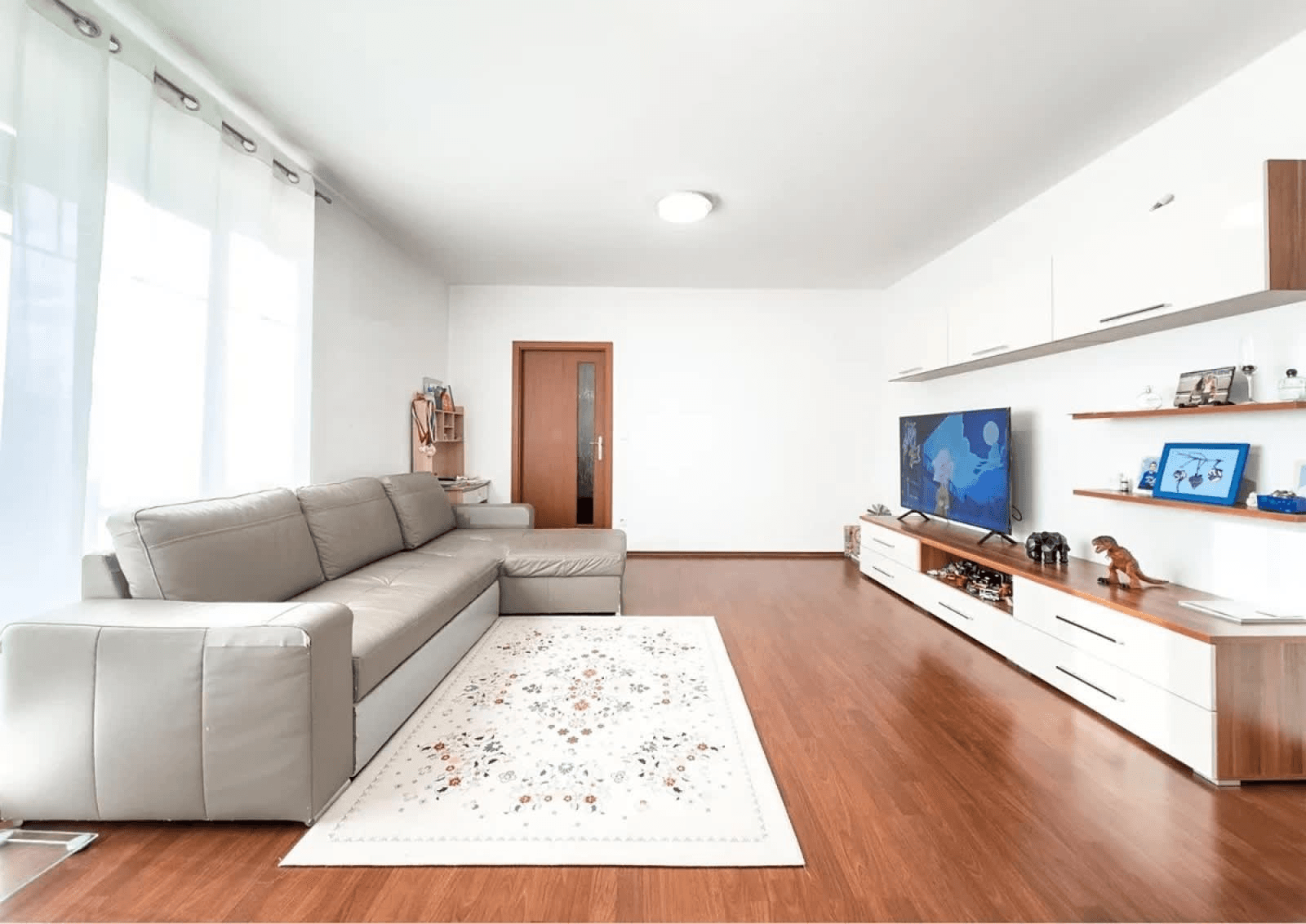 Prodej bytu 2+1 63 m², Národních hrdinů, Praha, Praha Prodej bytu 2+1 63 m², Národních hrdinů, Praha, Praha