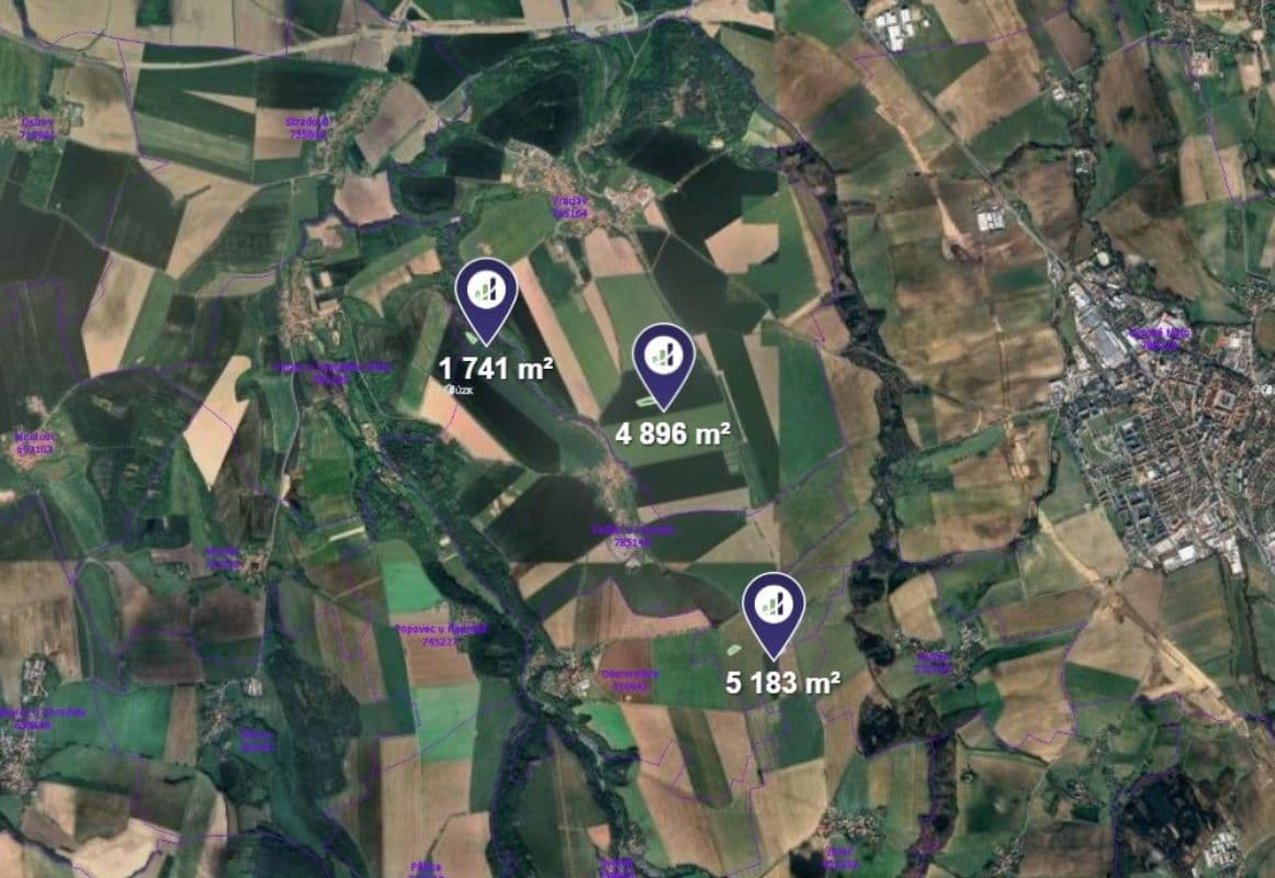 Prodej pozemku 11.820 m², Vraclav, Pardubický kraj Prodej pozemku 11.820 m², Vraclav, Pardubický kraj