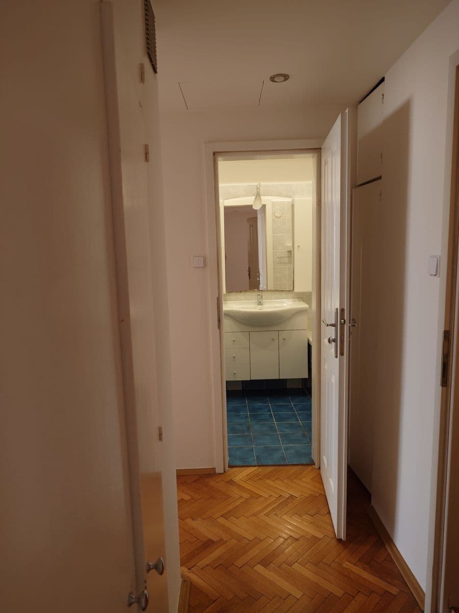 Pronájem bytu 4+kk 95 m², Marie Cibulkové, Praha, Praha Pronájem bytu 4+kk 95 m², Marie Cibulkové, Praha, Praha