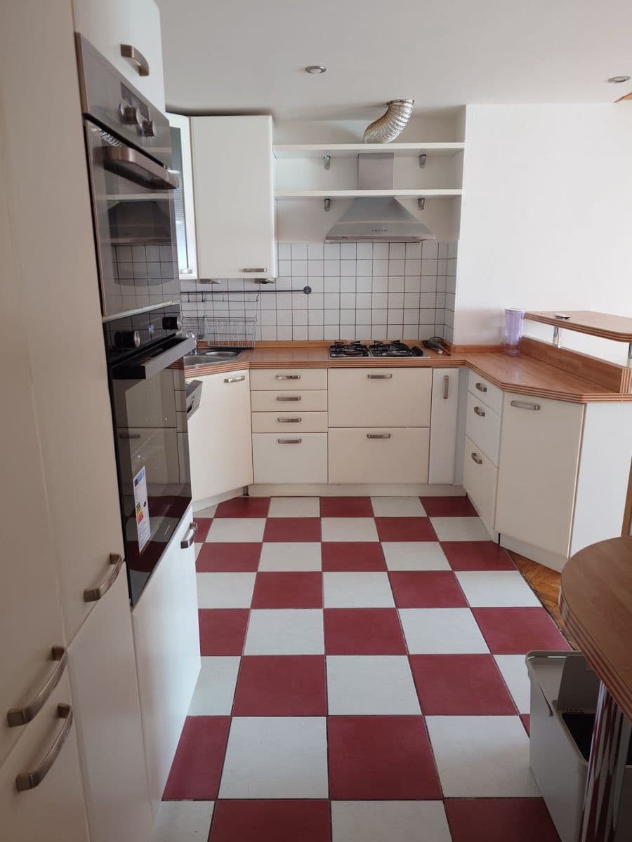 Pronájem bytu 4+kk 95 m², Marie Cibulkové, Praha, Praha Pronájem bytu 4+kk 95 m², Marie Cibulkové, Praha, Praha