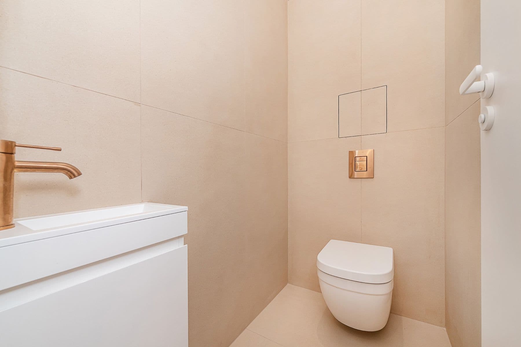 Prodej bytu 2+kk 52 m², Chodská, Praha, Praha Prodej bytu 2+kk 52 m², Chodská, Praha, Praha