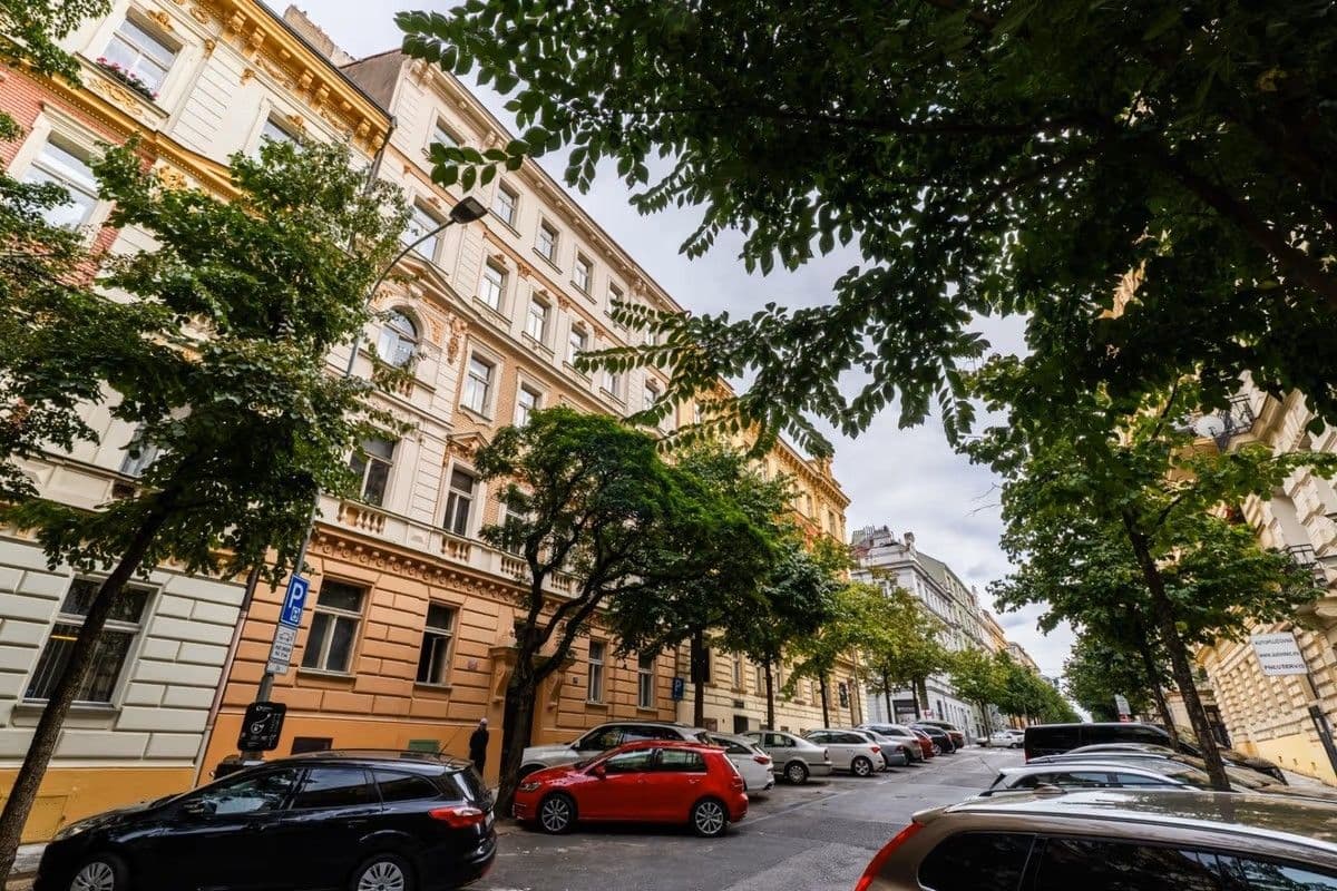 Prodej bytu 2+kk 52 m², Chodská, Praha, Praha Prodej bytu 2+kk 52 m², Chodská, Praha, Praha