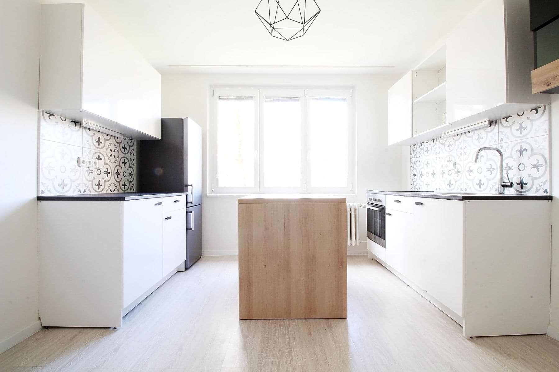 Pronájem bytu 2+1 66 m², Liškova, Praha, Praha Pronájem bytu 2+1 66 m², Liškova, Praha, Praha